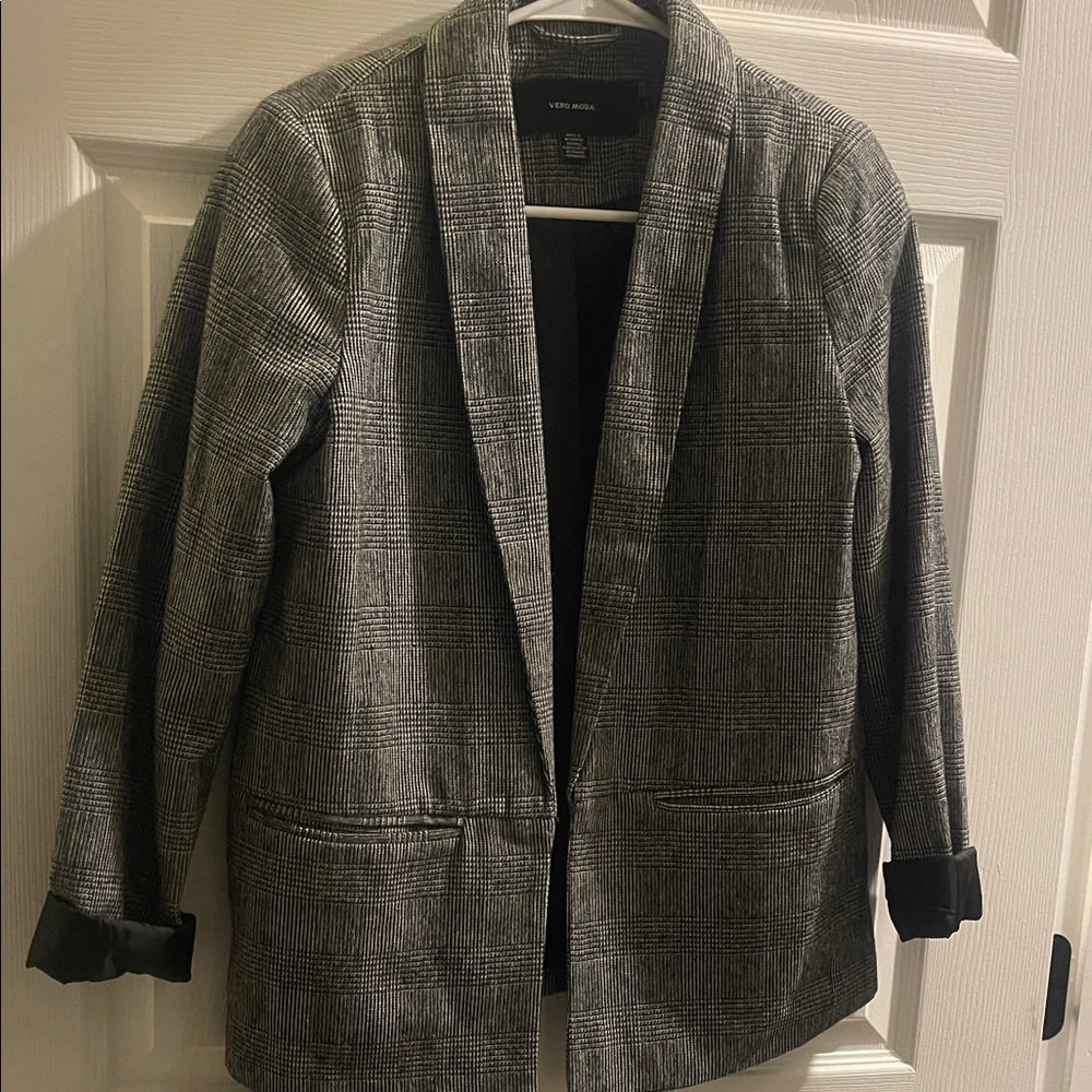 Vero Moda Monochrome Houndstooth Jacket